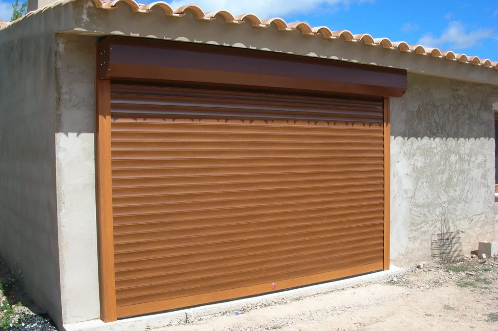 puerta enrollable aluminio